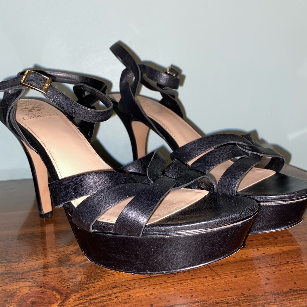Vince Camuto heels size 10